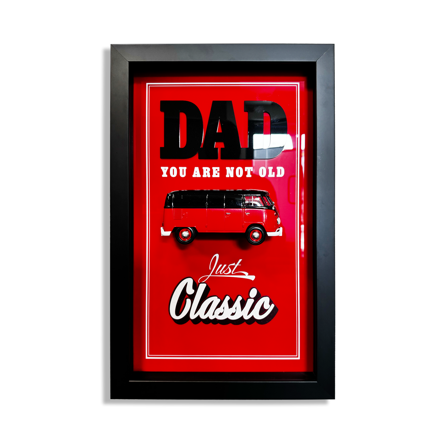 DAD – You Are Not Old, Just Classic” Klasik Otomobil Temalı El Yapımı Tablo