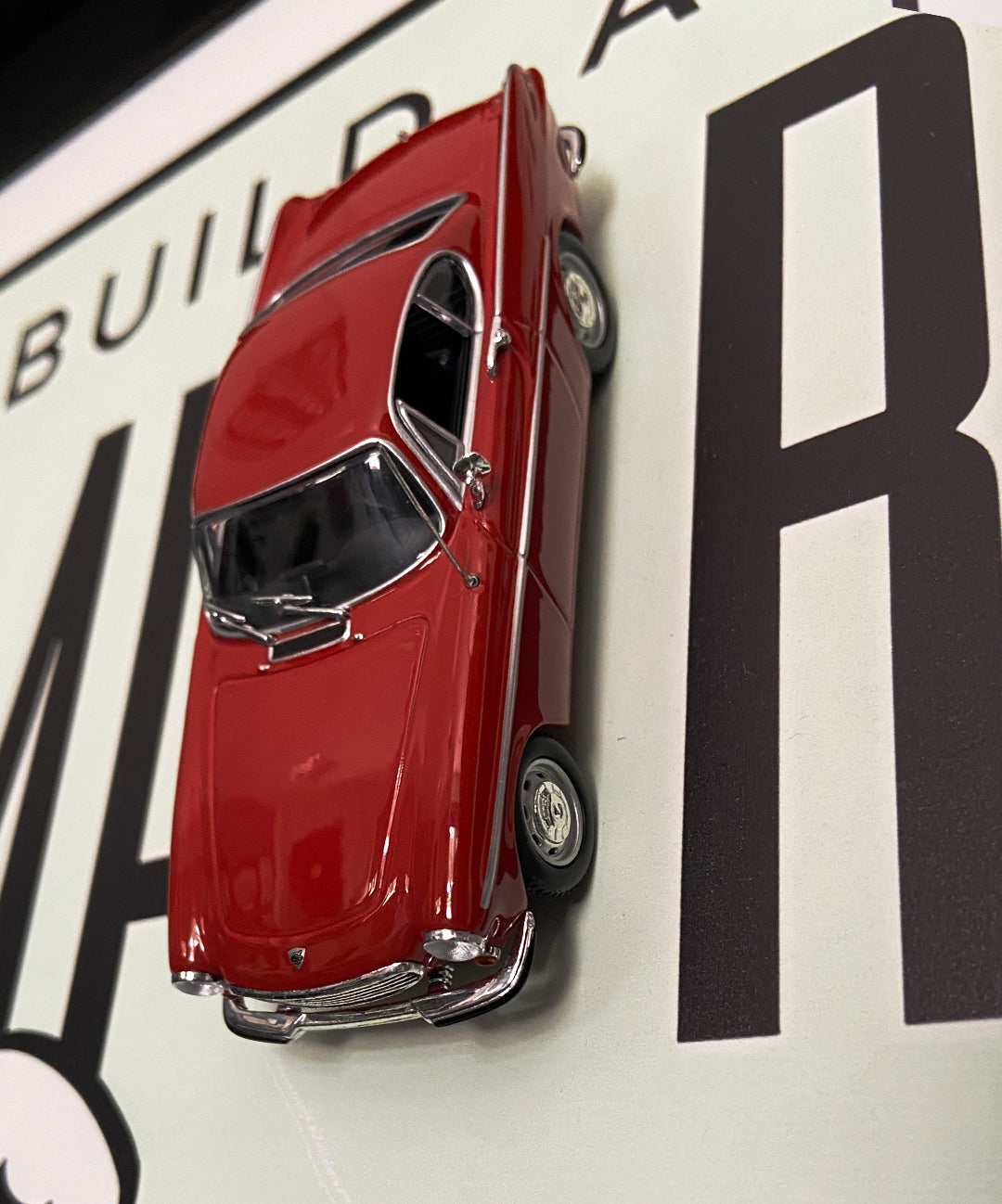 MONOPOLY - VOLVO P1800