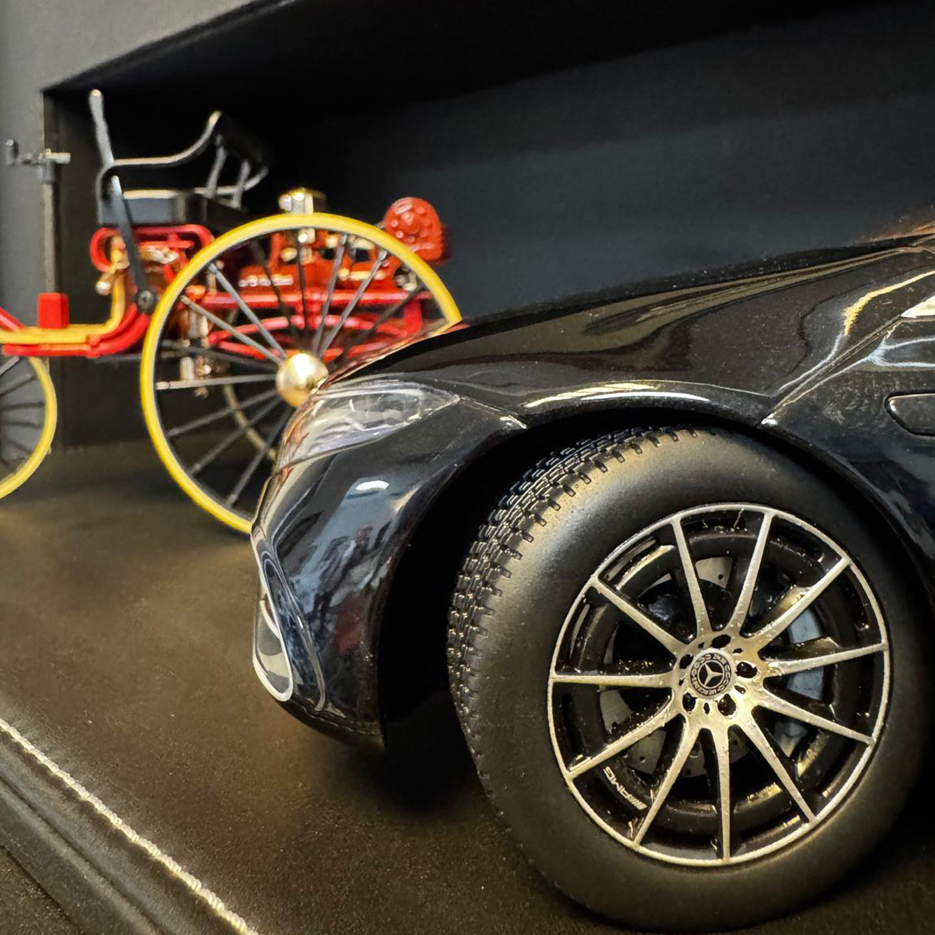 İlk Mercedes + Son Mercedes 3 boyutlu tablo çalışması