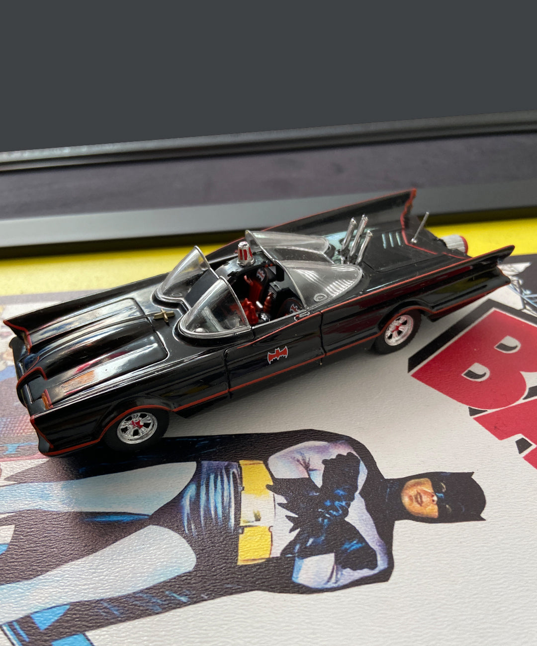 BATMAN 1963