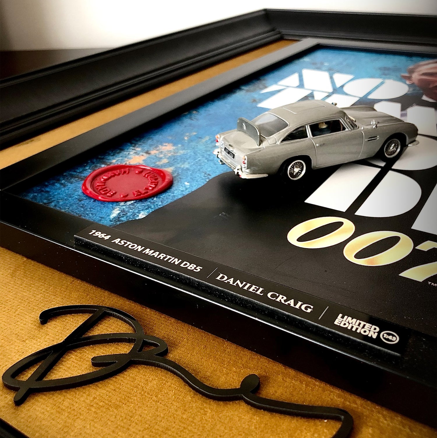 JAMES BOND / No Time To Die