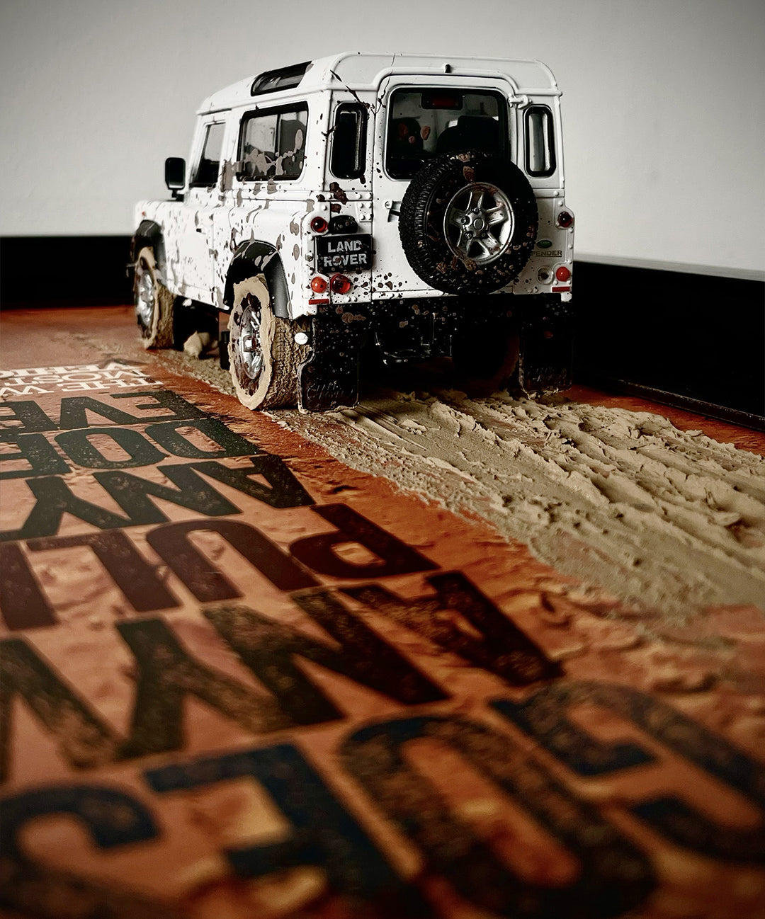 LAND ROVER / ADVENTURE