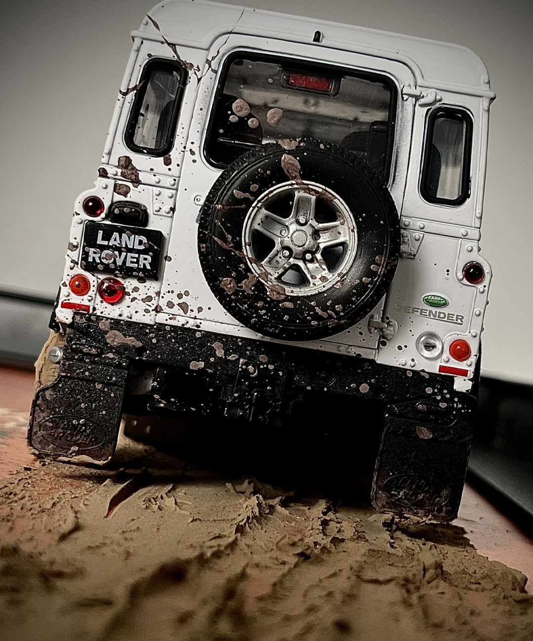 LAND ROVER / ADVENTURE