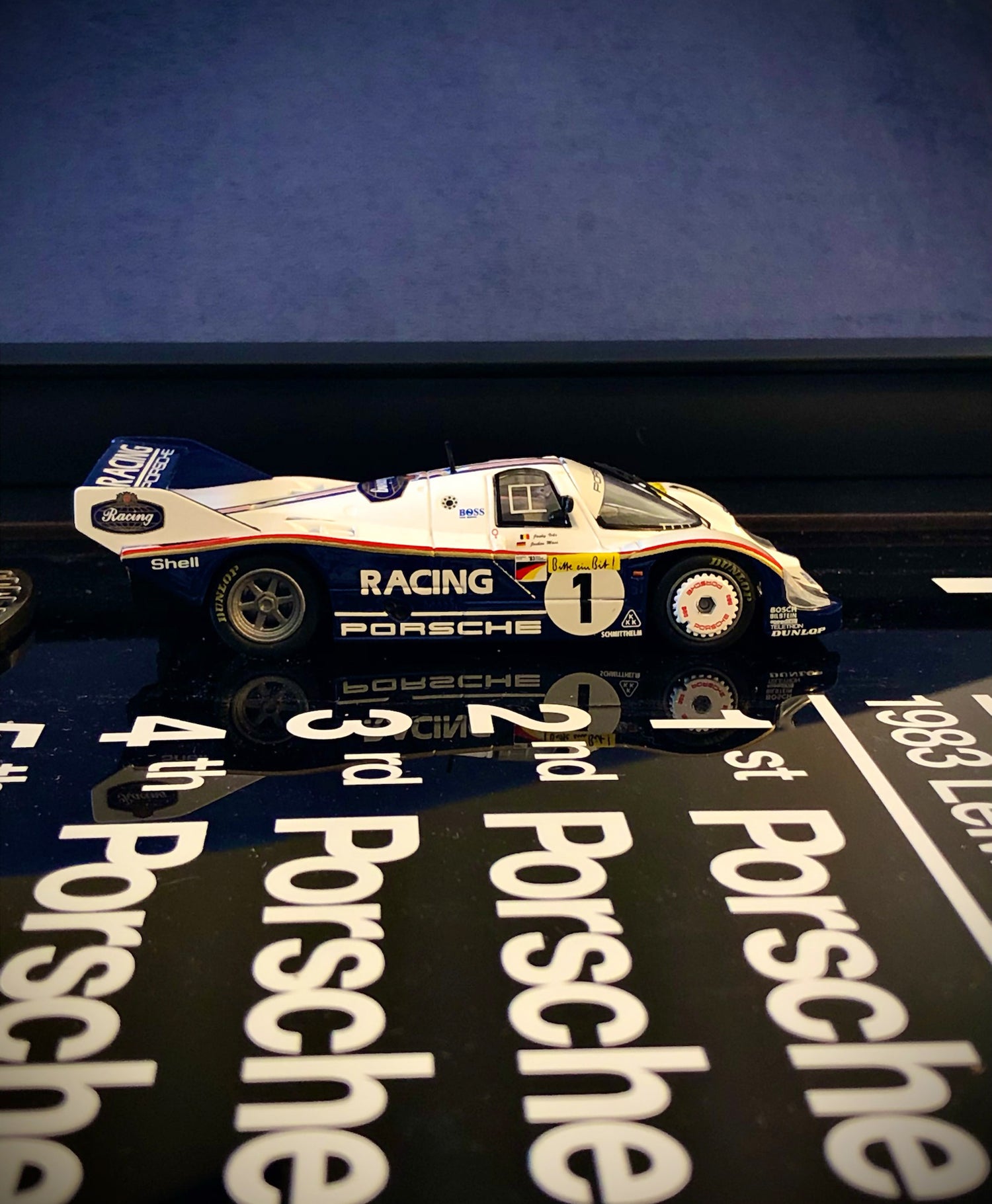 PORSCHE / LeMans