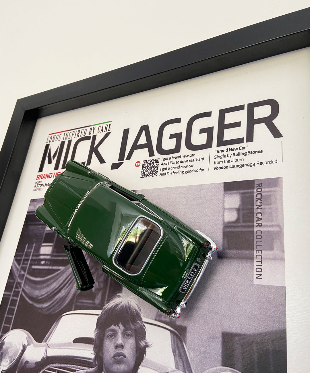 MICK JAGGER - ASTON MARTIN DB5