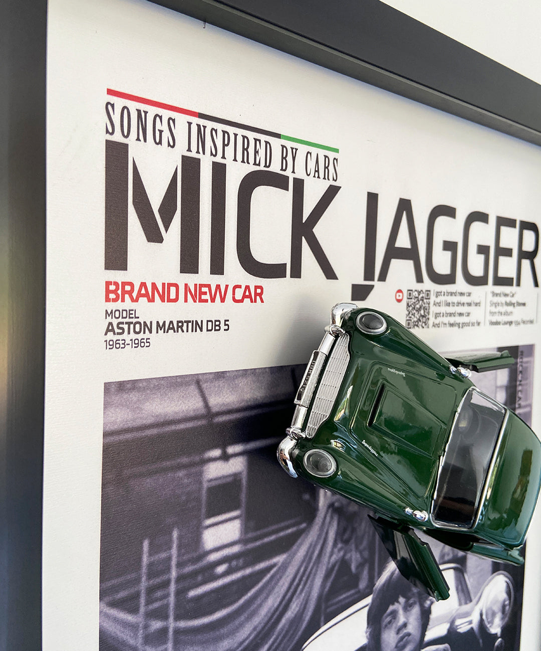 MICK JAGGER - ASTON MARTIN DB5