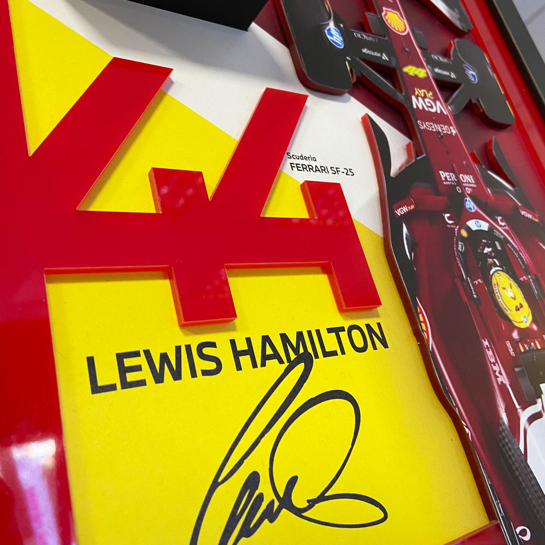 Koleksiyonluk Lewis Hamilton kask tablosu, Ferrari 2025 tasarımıyla hazırlanmış