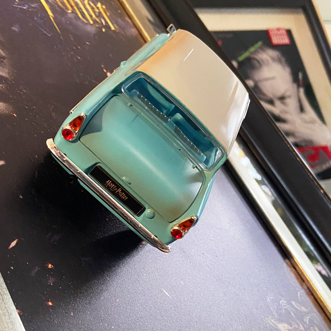 Flying Ford Anglia – Hogwarts’a Giden Yol